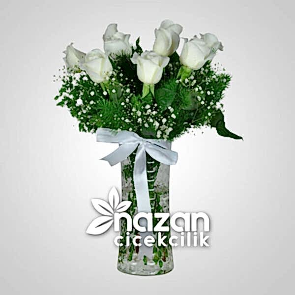 Nazan Cicekcilik Seffaf Silindir Vazoda 9lu Beyaz Gul 1