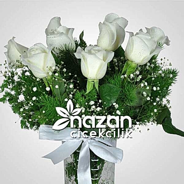 Nazan Cicekcilik Seffaf Silindir Vazoda 9lu Beyaz Gul 2