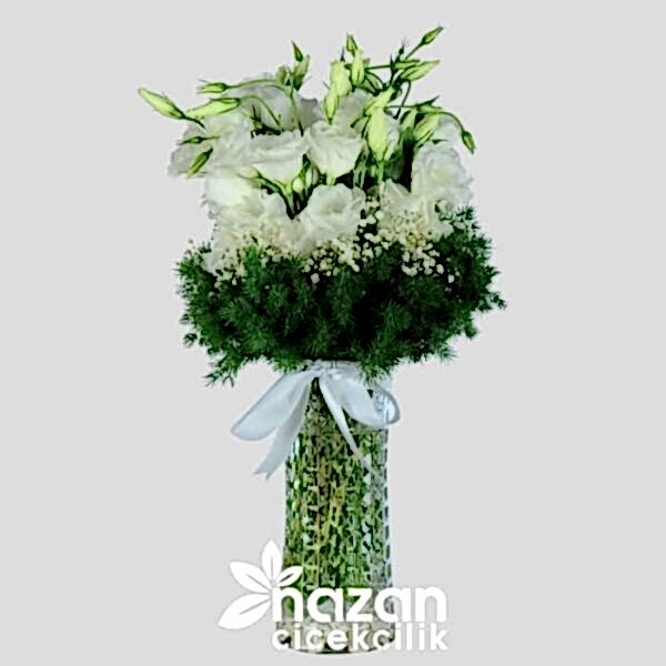 Nazan Cicekcilik Seffaf Silindir Vazoda Beyaz Lisyantuslar 1