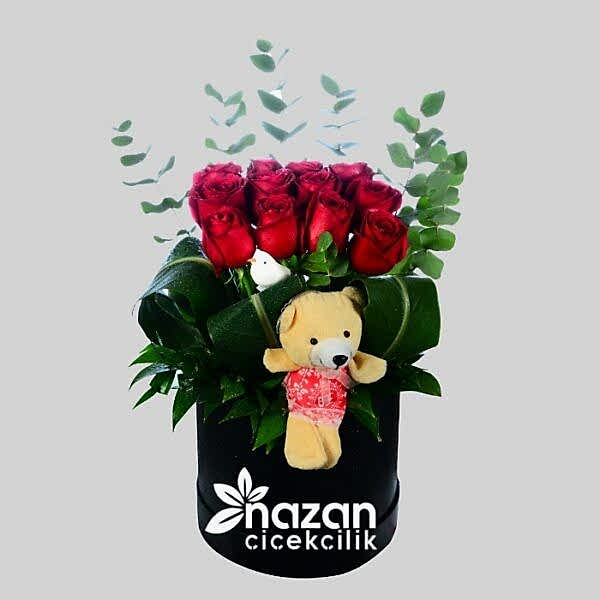 nazan-cicekcili-kutuda-gul-aranjmani