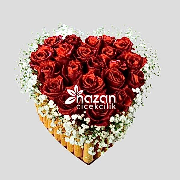 nazan-cicekcilik-ahsap-kalp-gul-aranjmani