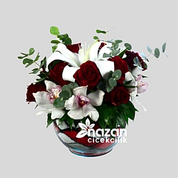 nazan-cicekcilik-cam-fanusta-aranjman-x1