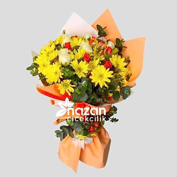 nazan-cicekcilik-sari-krizantem-beyaz-gul-buketi